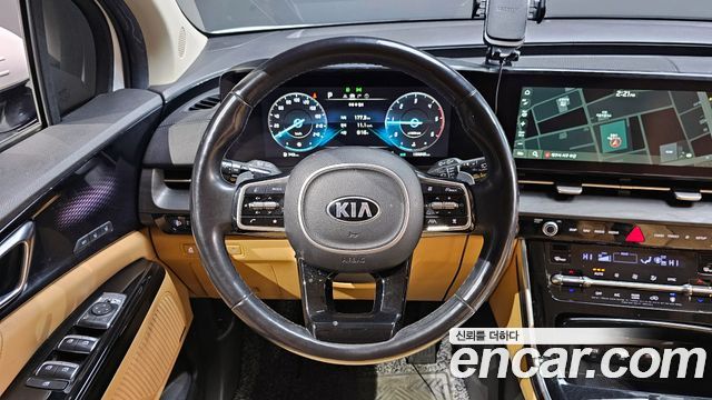 Kia Canival 2021 — photo 13