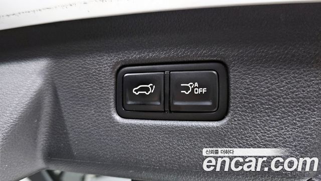 Kia Canival 2021 — photo 18
