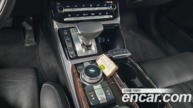 Genesis EQ900 2017 — photo 9