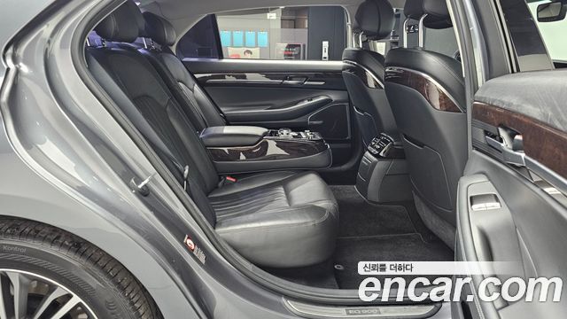 Genesis EQ900 2017 — photo 12