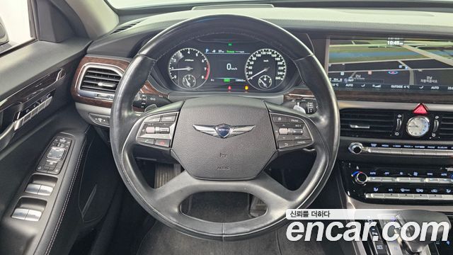 Genesis EQ900 2017 — photo 13