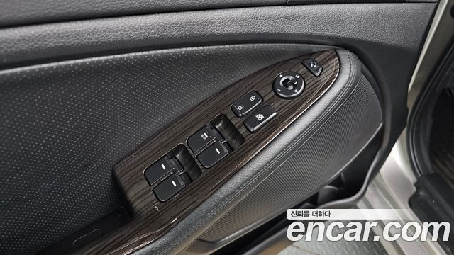 Kia K5 2012 — photo 17