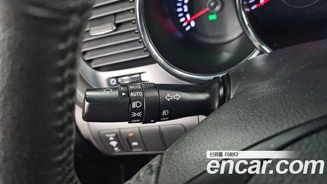 Kia K5 2012 — photo 19