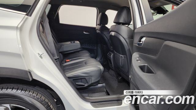 Hyundai Santafe 2021 — photo 12