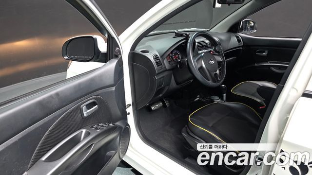 Kia morning 2011 — photo 11
