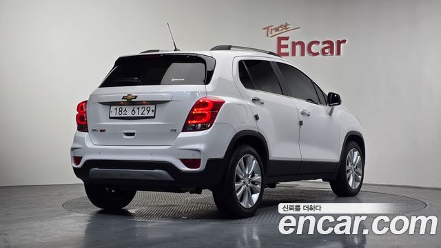 Chevrolet Korea Trax 2017 — photo 2