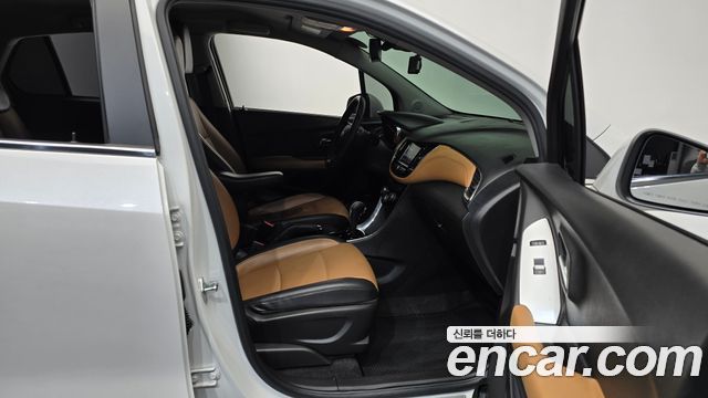 Chevrolet Korea Trax 2017 — photo 11