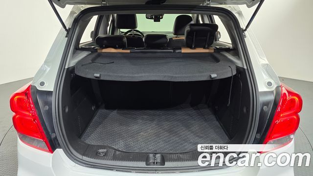 Chevrolet Korea Trax 2017 — photo 20