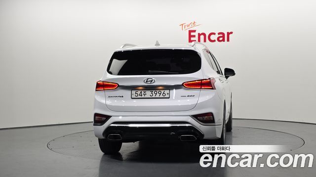Hyundai Santafe 2019 — photo 4
