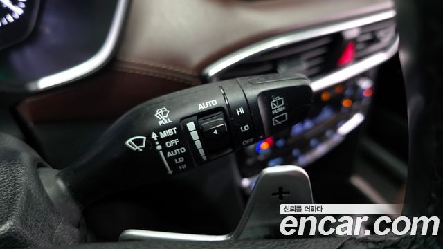 Hyundai Santafe 2019 — photo 18