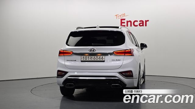 Hyundai Santafe 2019 — photo 4