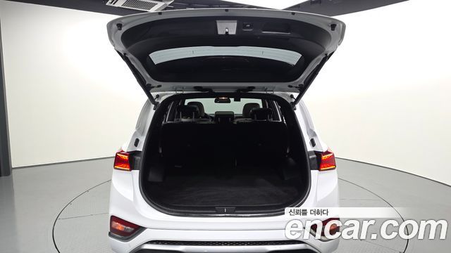 Hyundai Santafe 2019 — photo 20
