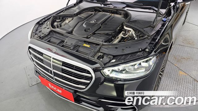 Mercedes-Benz S-Class 2021 — photo 6
