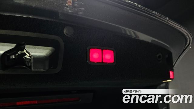 Mercedes-Benz S-Class 2017 — photo 20