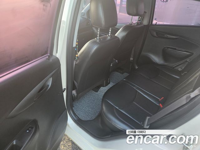 Chevrolet Korea Spark 2017 — photo 9