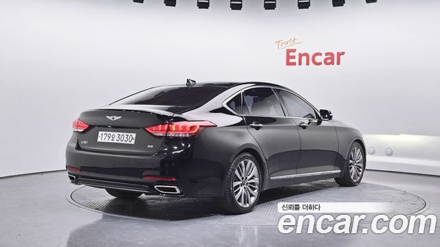 Genesis G80 2017 — photo 2