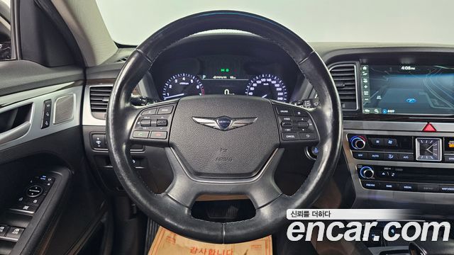 Genesis G80 2017 — photo 16