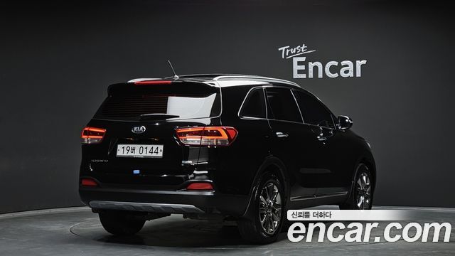 Kia Sorento 2016 — photo 2