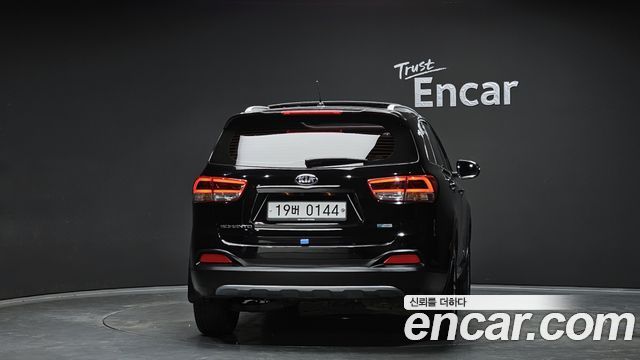 Kia Sorento 2016 — photo 4
