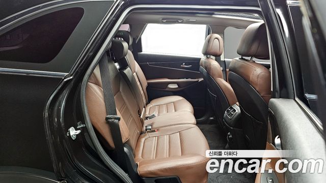 Kia Sorento 2016 — photo 11