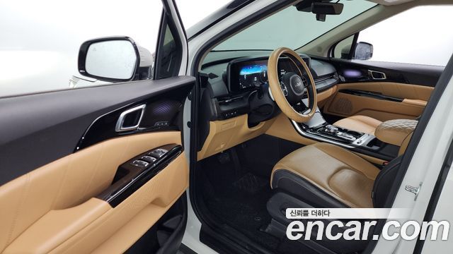 Kia Canival 2023 — photo 10