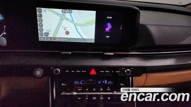 Kia Canival 2023 — photo 14