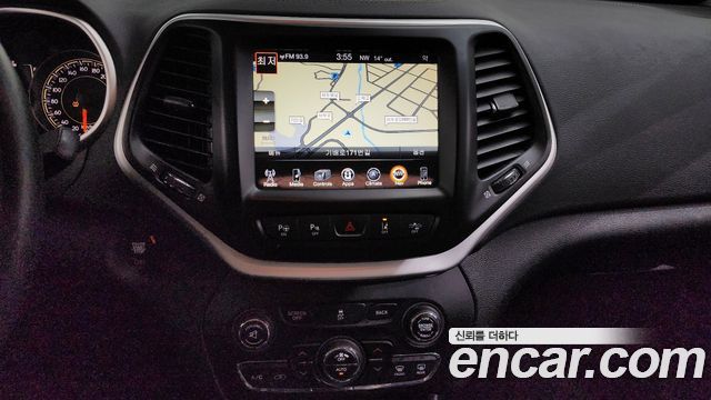 Jeep Cherokee 2018 — photo 14