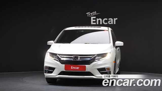 Honda Odyssey 2018 — photo 3