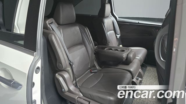 Honda Odyssey 2018 — photo 13