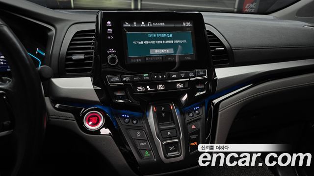 Honda Odyssey 2018 — photo 16