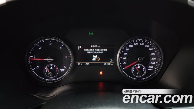 Hyundai Santafe 2021 — photo 8