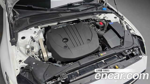 Volvo S60 2022 — photo 6