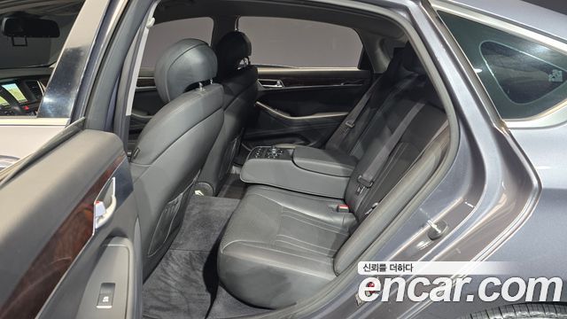Hyundai Genesis 2016 — photo 12