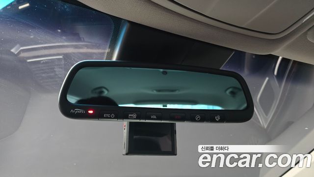 Hyundai Genesis 2016 — photo 19