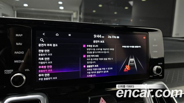 Kia Sorento 2021 — photo 17