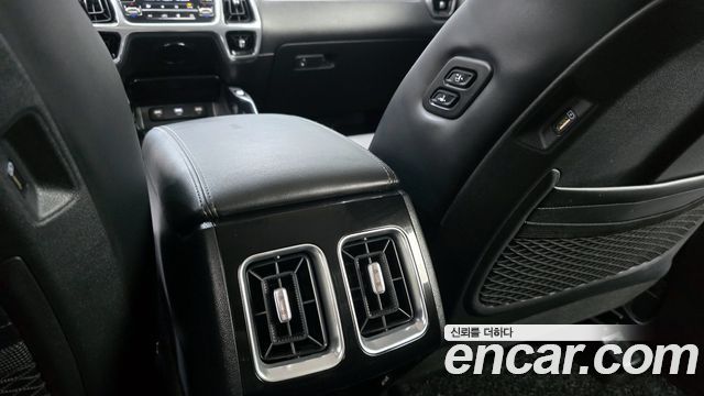 Kia Sorento 2021 — photo 18