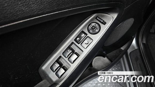 Kia K3 2016 — photo 14