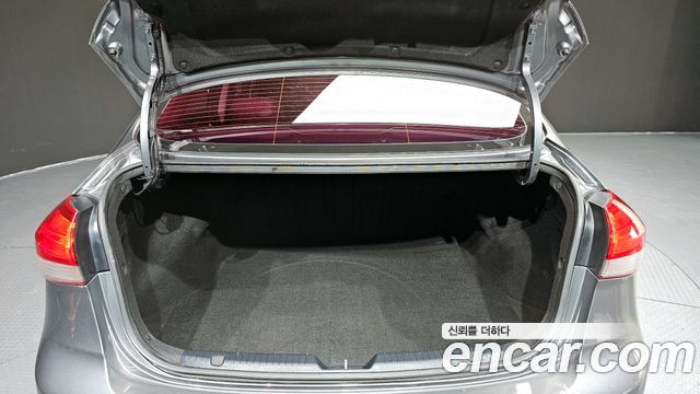 Kia K3 2016 — photo 20