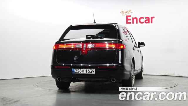 Lincoln MKT 2014 — photo 4
