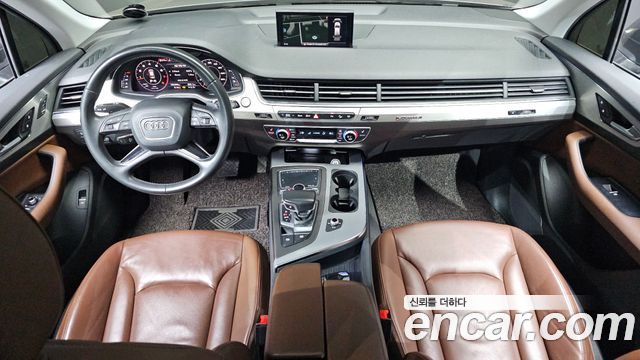 Audi Q7 2019 — photo 7