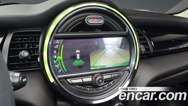 Mini Cooper 2020 — photo 15