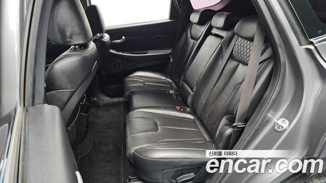 Hyundai Santafe 2019 — photo 12