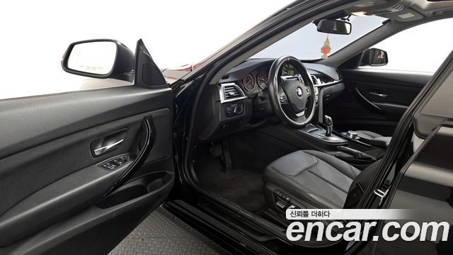 BMW Gran Turismo 2018 — photo 10