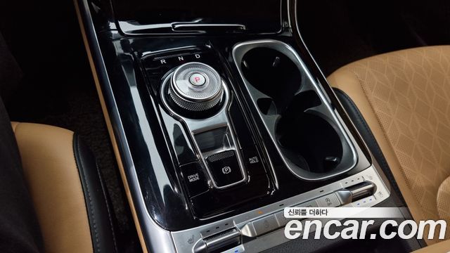 Kia Canival 2022 — photo 9