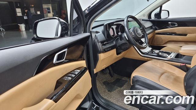 Kia Canival 2022 — photo 11
