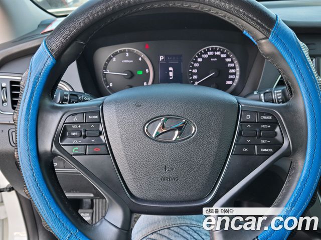 Hyundai Sonata 2016 — photo 11