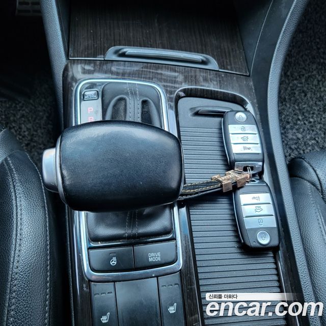 Kia K5 2016 — photo 9