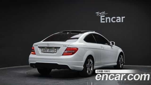Mercedes-Benz C-Class 2015 — photo 2