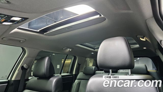 Hyundai Santafe 2024 — photo 16