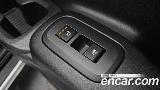 Hyundai Santafe 2024 — photo 18